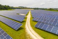 شتاب توسعه نیروگاه‌های خورشیدی با واگذاری ۸۰ هکتار زمین در آذربایجان‌غربی